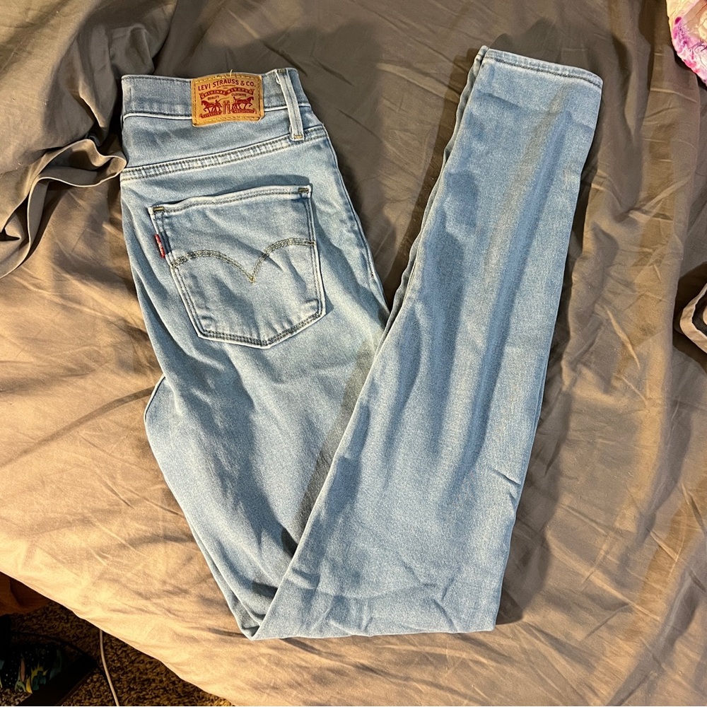 Levi’s 720 Jeans Súper Skinny
